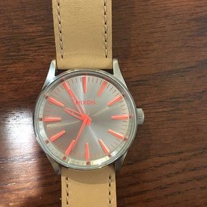 Nixon Sentry 38 Leather Watch